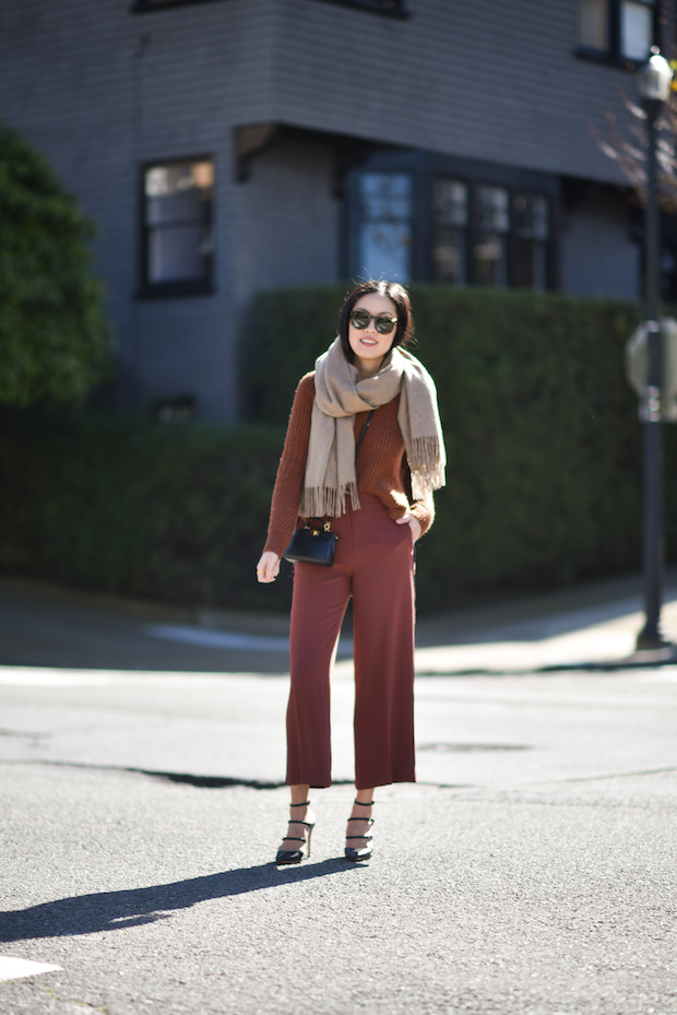 cropped-wide-leg-pants